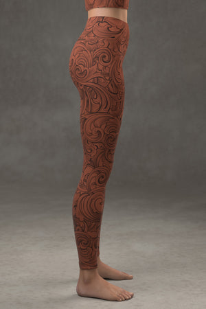 Scrollwork Yoga Leggings: Cinnamon